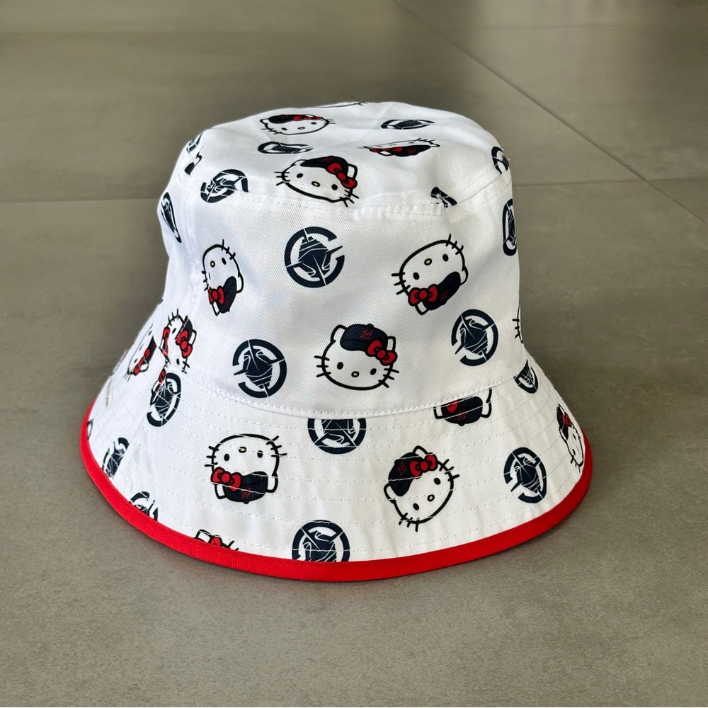 Hello Kitty x Los Angeles Clippers Bucket Hat